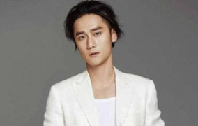 男明星娱乐圈吃瓜图片,揭秘男明星吃瓜瞬间